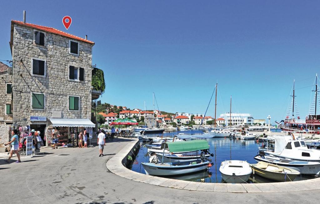 Direct At Sea Apartman Postira Kültér fotó