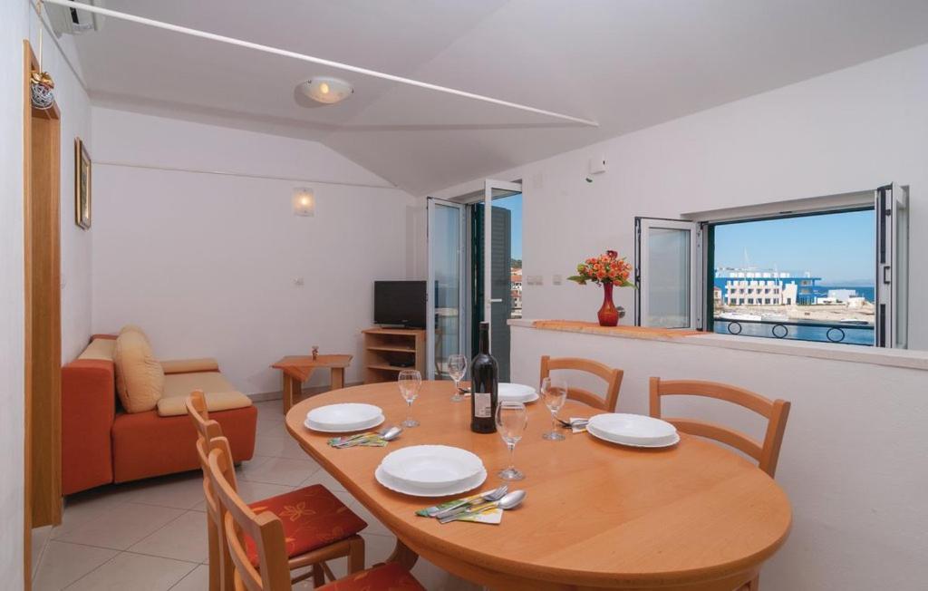 Direct At Sea Apartman Postira Kültér fotó